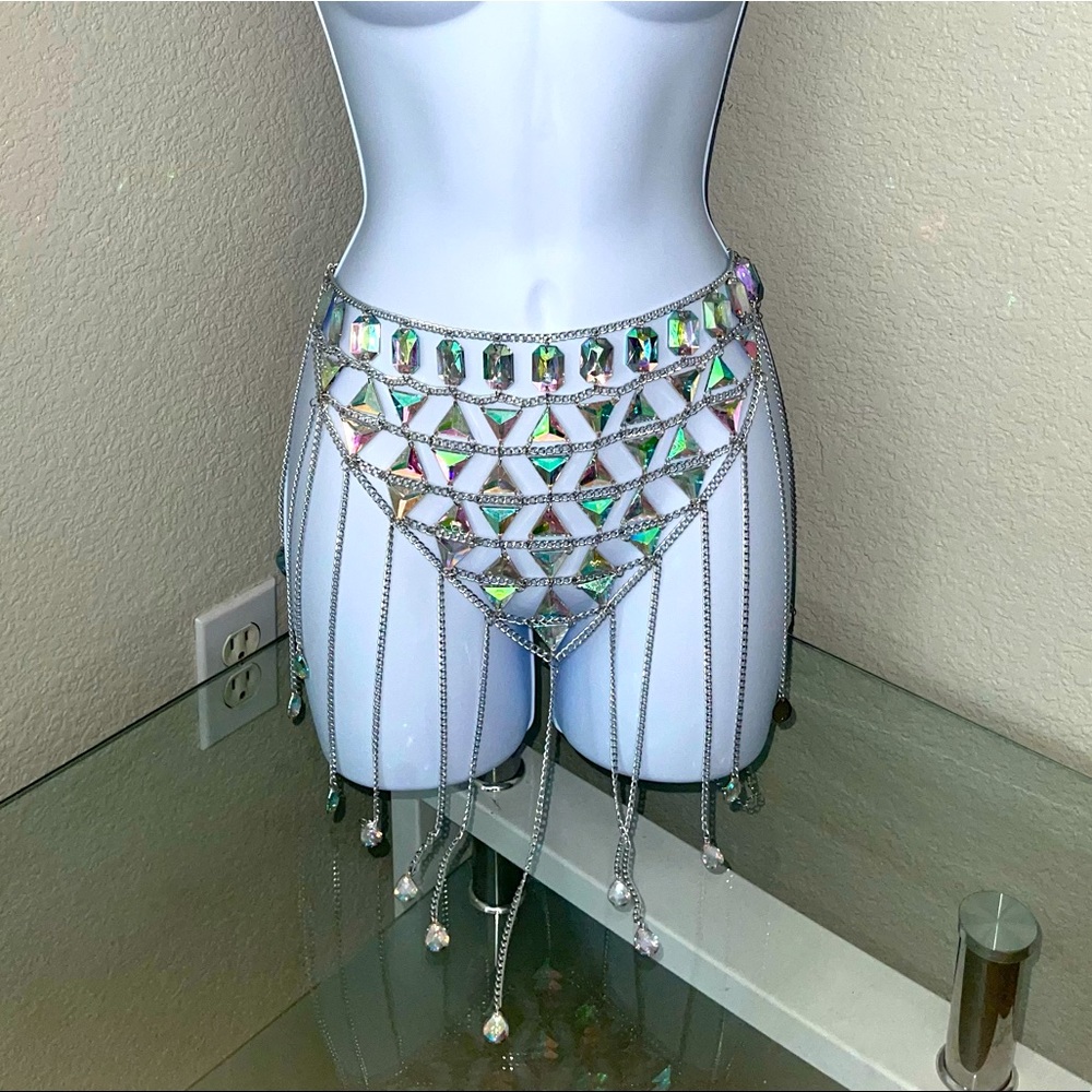 Gem Chain Skirt 💎 ✨